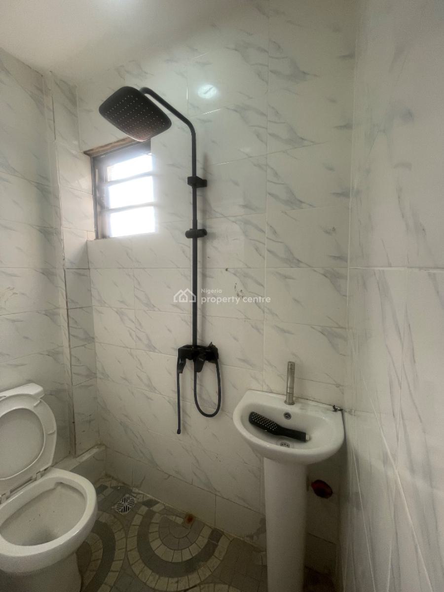 Newly Built 2 Bedroom Apartment, Secured and Gated Community, Alagomeji, Yaba, Lagos, Flat / Apartment for Rent