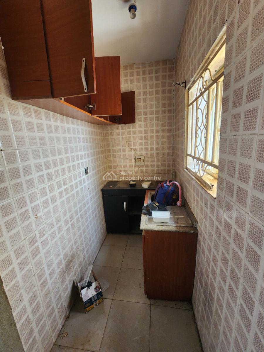 Luxury One Bedroom Block of Flat, News Engineering Dawaki, Dawaki, Gwarinpa, Abuja, Flat / Apartment for Rent