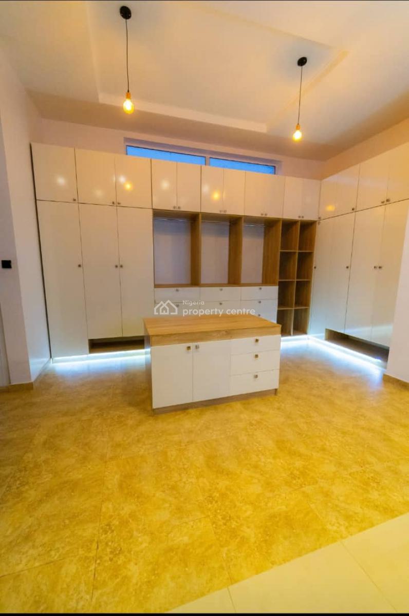 Luxury Brand New Five Bedrooms Semi-detached Duplex ( Two Units ), Megamound Estate, Lekki, Lekki, Lagos, Semi-detached Duplex for Sale