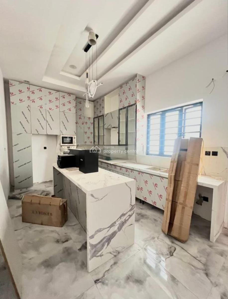 5-bedroom Fully Detached House + Bq, Osapa, Lekki, Lagos, Detached Duplex for Sale