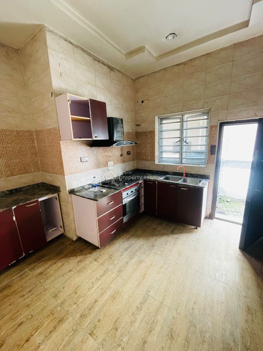 Luxury Spacious  Shared Masters Room Apartment  (upstairs), Ikota Villa, Lekki, Lagos, Flat / Apartment for Rent