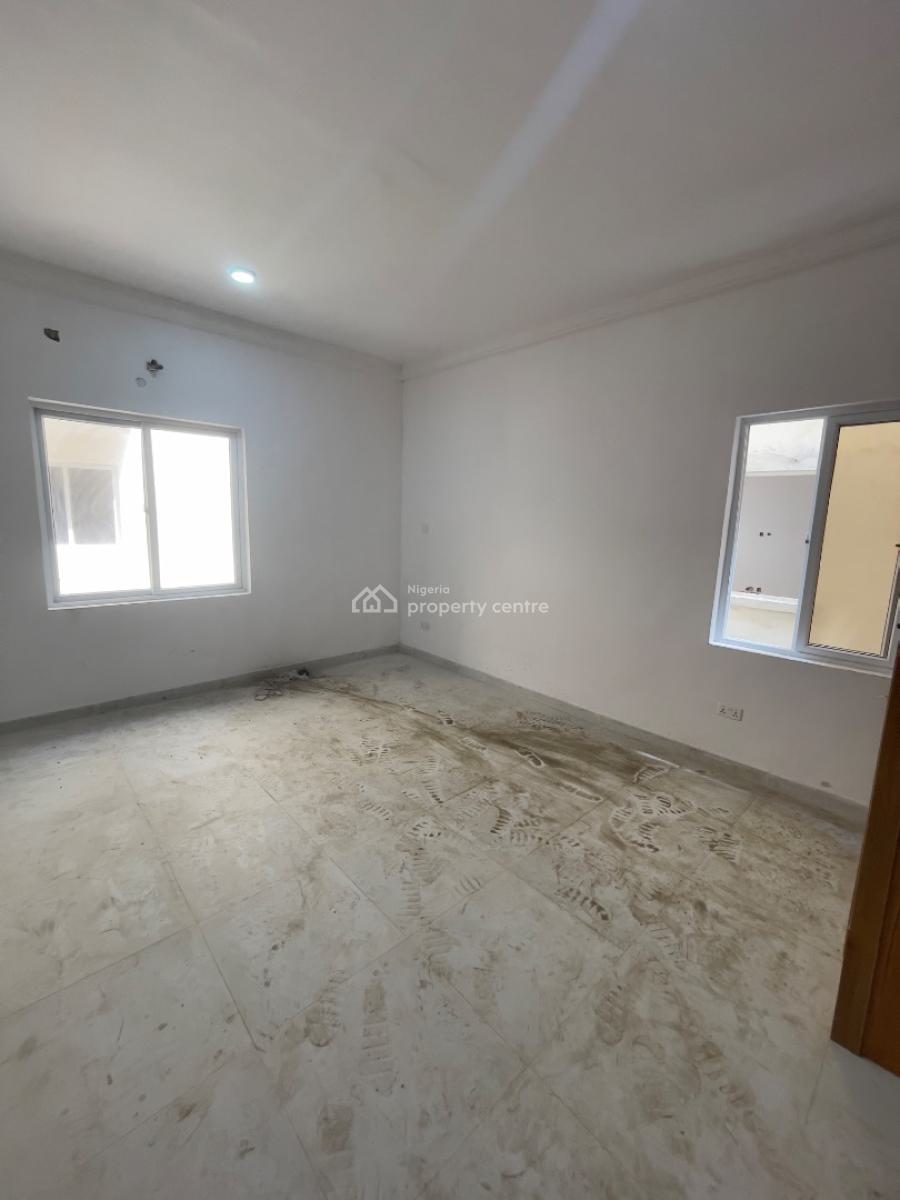 Spacious Fully Serviced 3 Bedroom with 24 Hours Light, Osapa, Lekki, Lagos, Flat / Apartment for Rent