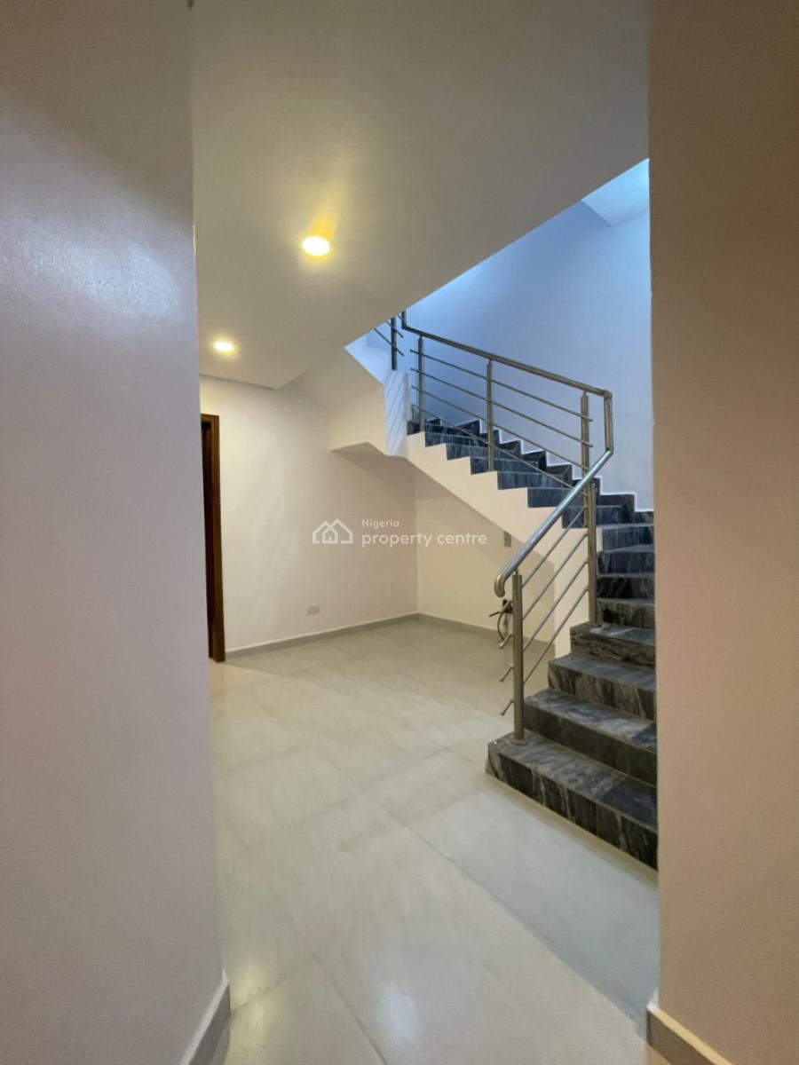 4 Bedrooms Semi-detached Duplex, Chevron Drive, Lekki, Lagos, Semi-detached Duplex for Rent