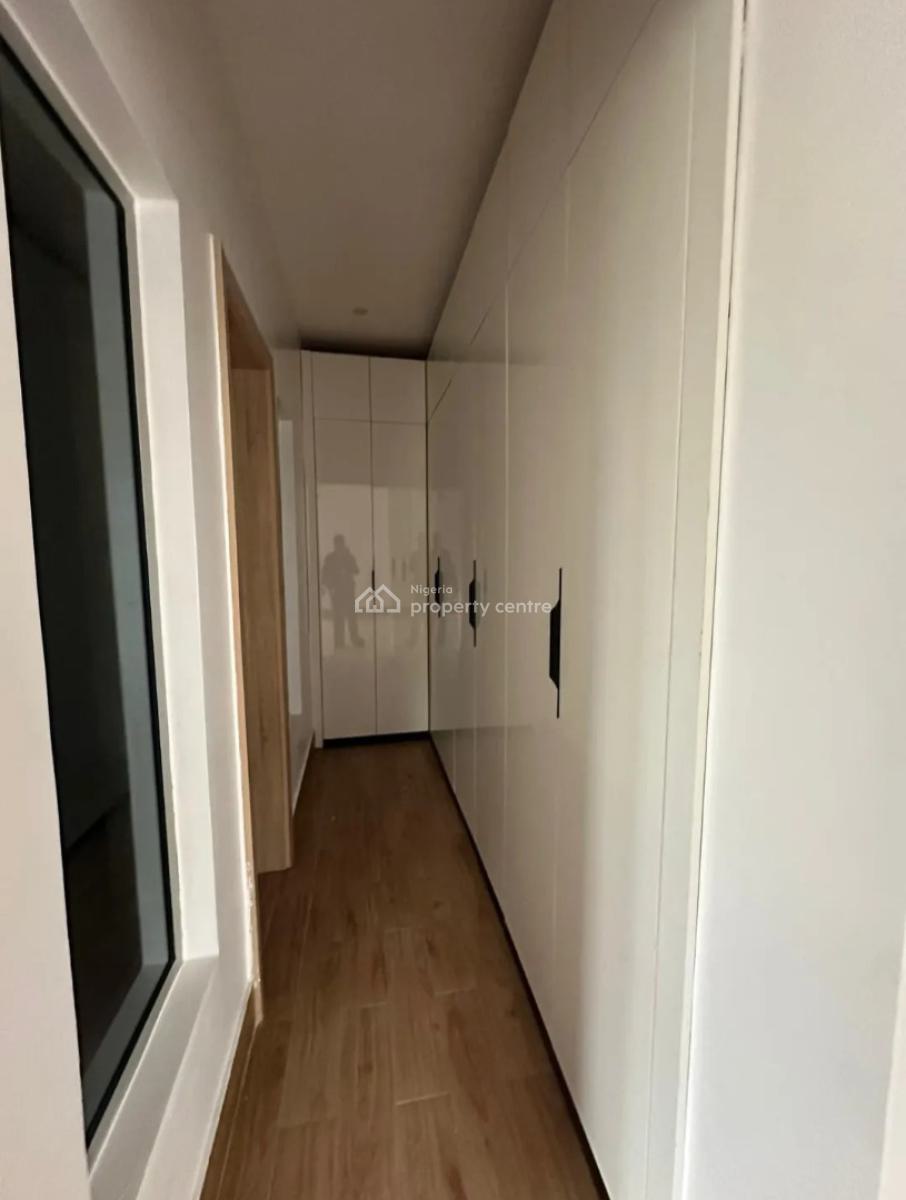 3 Bedroom Apartment, Lekki Phase 1, Lekki, Lagos, Flat / Apartment for Rent