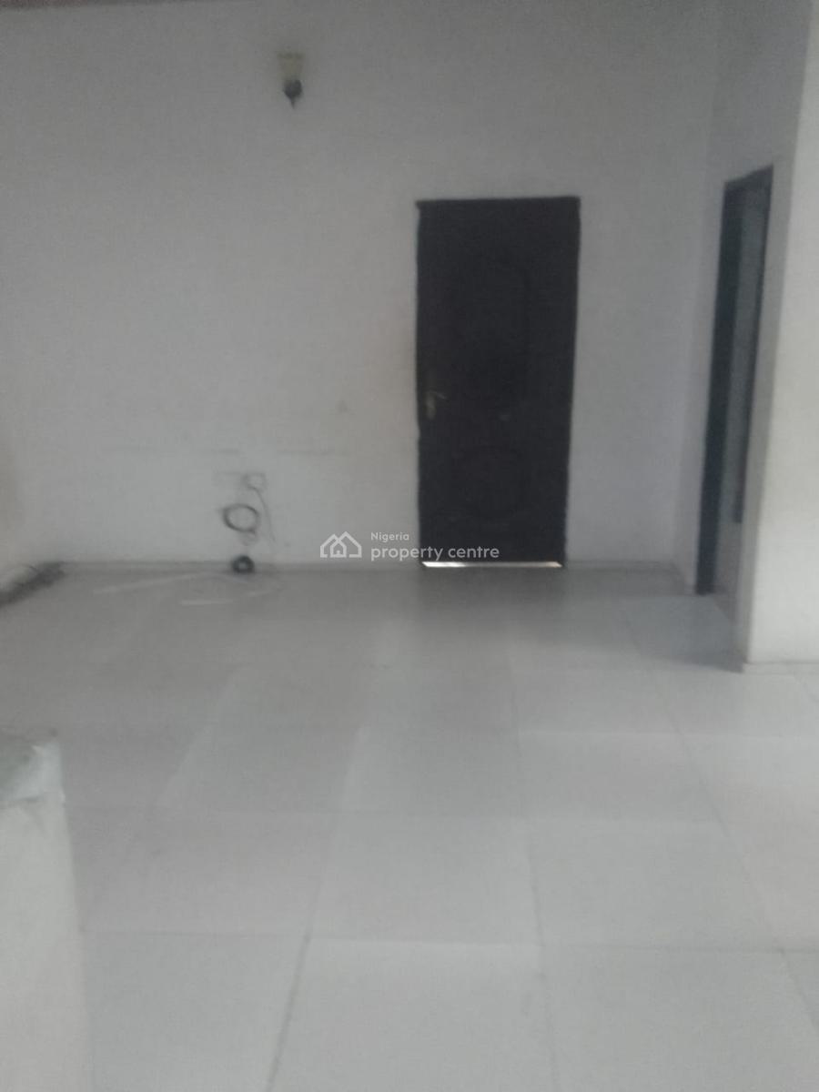 Lovely 3 Bedroom Flat with Rooms Ensuite in an Estate, Apolo Estate, Ogudu, Lagos, Flat / Apartment for Rent