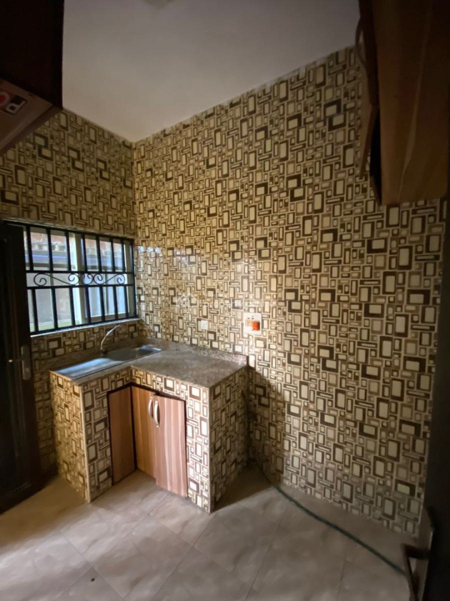 Executive 2 Bedrooms Luxury Apartment, Badore Road, Ajah, Lagos, Flat / Apartment for Rent