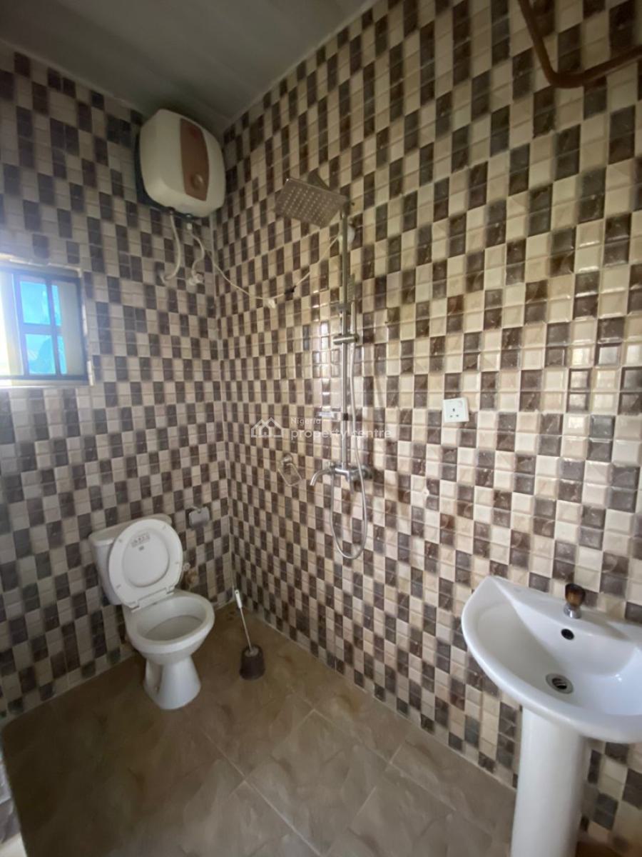 Executive 2 Bedrooms Luxury Apartment, Badore Road, Ajah, Lagos, Flat / Apartment for Rent