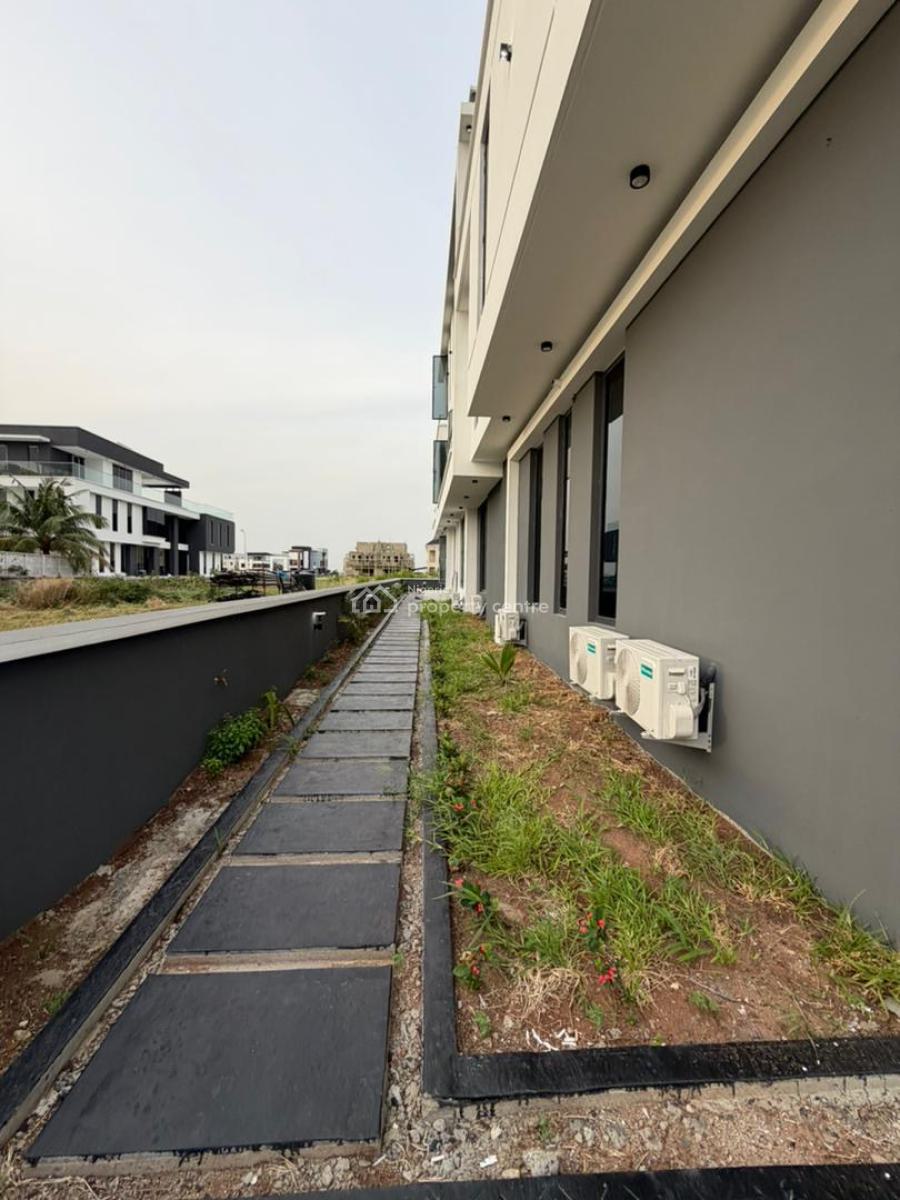 Contemporary 6-bedroom Semi-detached Duplex, Cowrie Creek Estate, Ikate, Lekki, Lagos, Detached Duplex for Sale