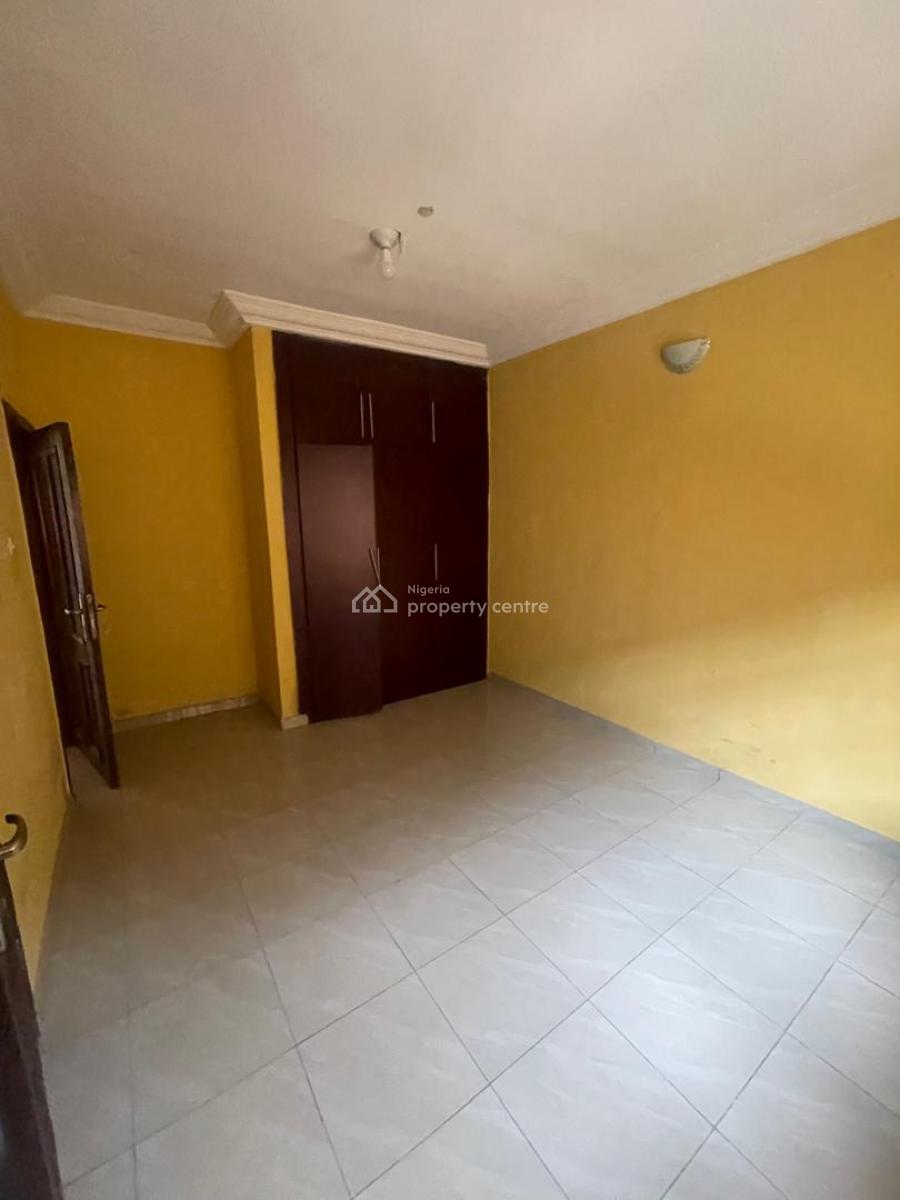 Well Maintained Spacious 3 Bedroom Flat, Harmony Estate, Gra Phase 1, Magodo, Lagos, Flat / Apartment for Rent