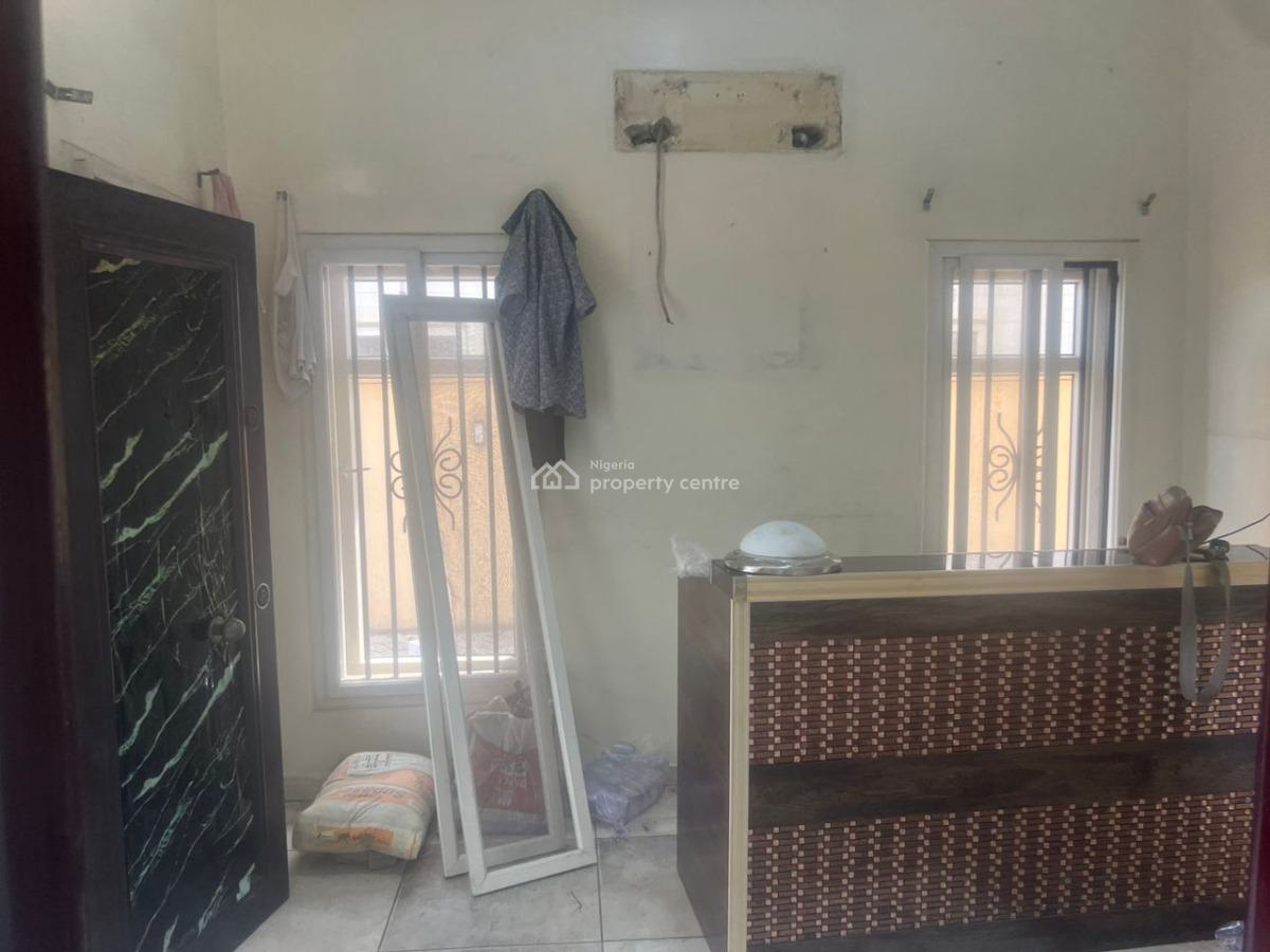 Self Compound Spacious 5 Bedroom Fully Detached Duplex with 2 Rooms Bq, Lekki Phase 1, Lekki, Lagos, Detached Duplex for Rent