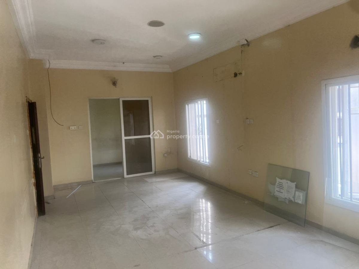 Self Compound Spacious 5 Bedroom Fully Detached Duplex with 2 Rooms Bq, Lekki Phase 1, Lekki, Lagos, Detached Duplex for Rent