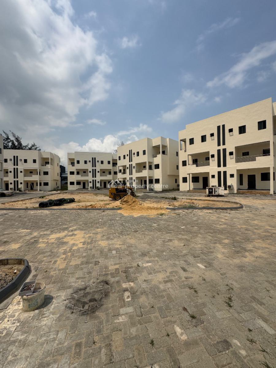 𝐁𝐑𝐀𝐍𝐃 𝐍𝐄𝐖 4 𝐁𝐄𝐃𝐑𝐎𝐎𝐌 𝐒𝐄𝐌𝐈 𝐃𝐄𝐓𝐀𝐂𝐇𝐄𝐃, Osapa, Lekki, Lagos, Semi-detached Duplex for Rent