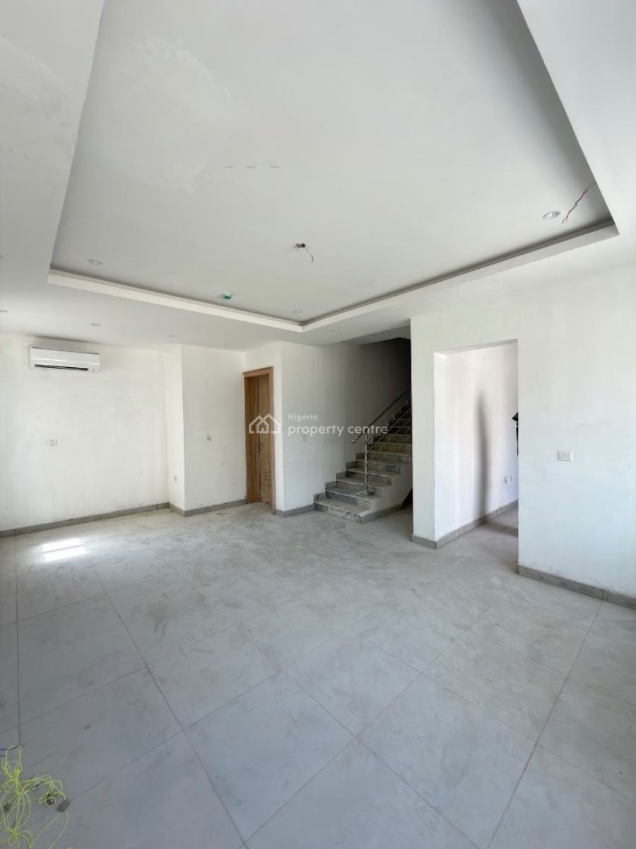 𝐁𝐑𝐀𝐍𝐃 𝐍𝐄𝐖 4 𝐁𝐄𝐃𝐑𝐎𝐎𝐌 𝐒𝐄𝐌𝐈 𝐃𝐄𝐓𝐀𝐂𝐇𝐄𝐃, Osapa, Lekki, Lagos, Semi-detached Duplex for Rent