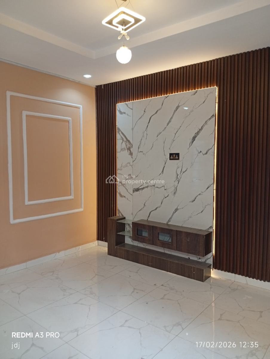 Miniflat, Omole Phase 2, Ikeja, Lagos, Mini Flat (room and Parlour) for Rent