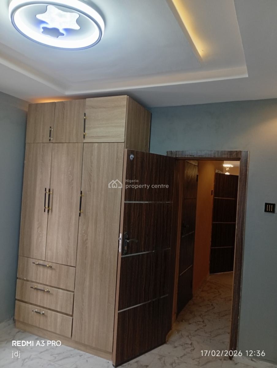 Miniflat, Omole Phase 2, Ikeja, Lagos, Mini Flat (room and Parlour) for Rent