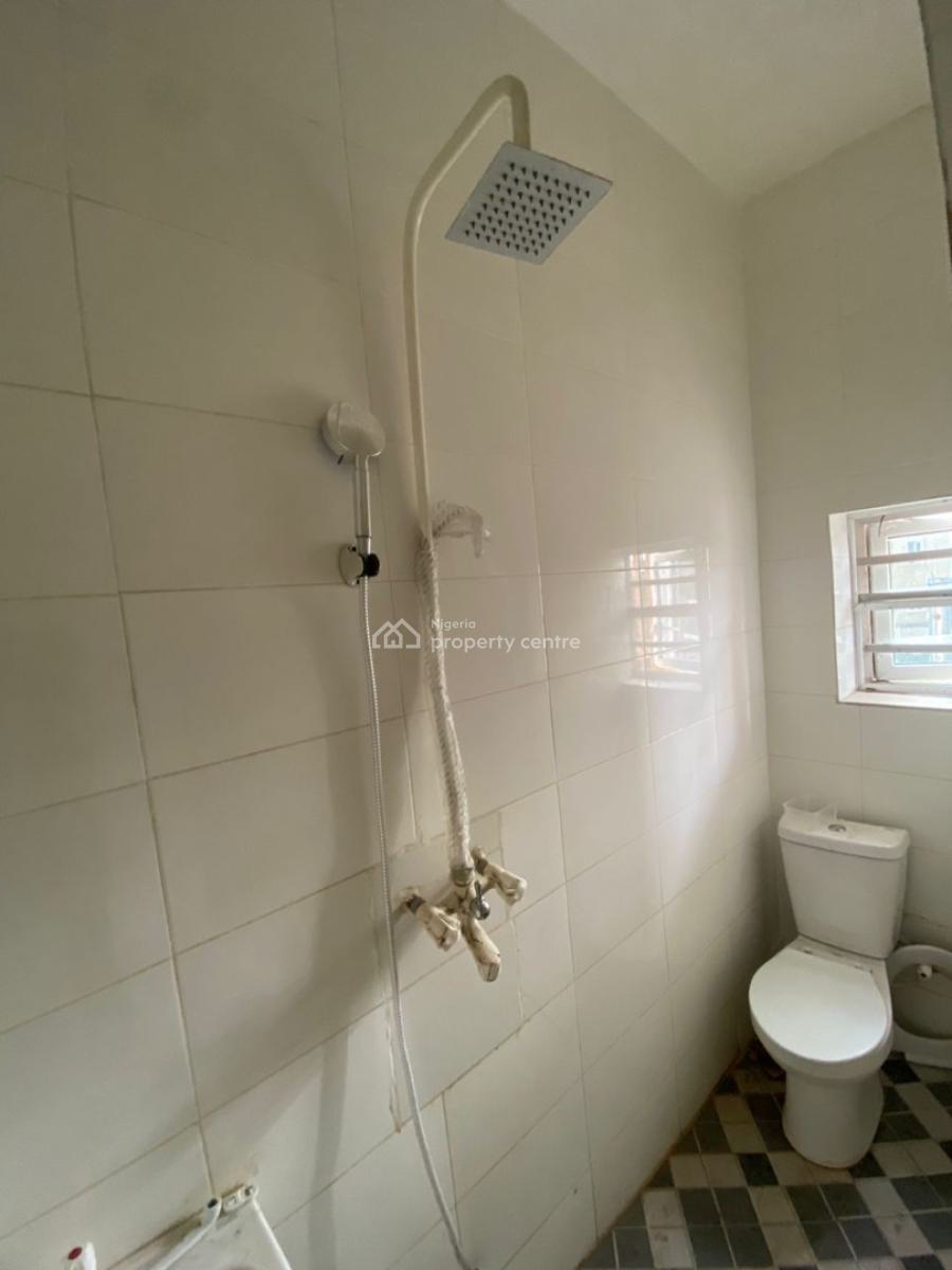 Executive 2bedrooms Luxury Apartment, Badore Road, Ajah, Lagos, Flat / Apartment for Rent