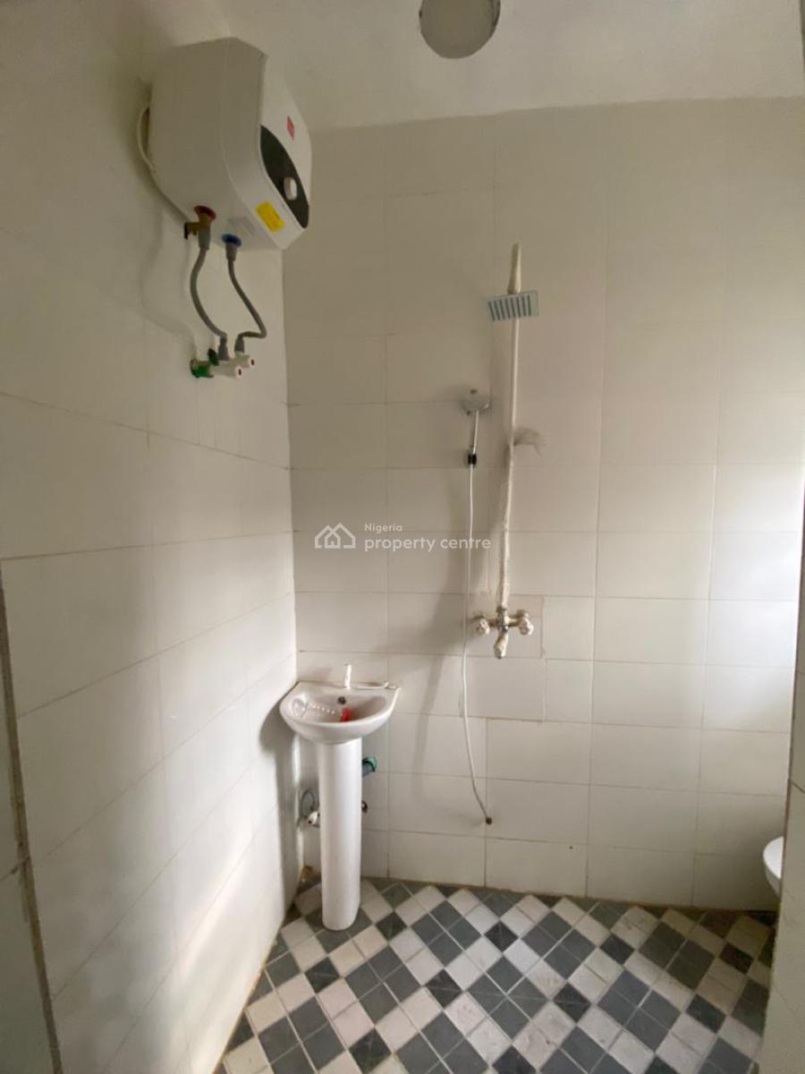 Executive 2bedrooms Luxury Apartment, Badore Road, Ajah, Lagos, Flat / Apartment for Rent