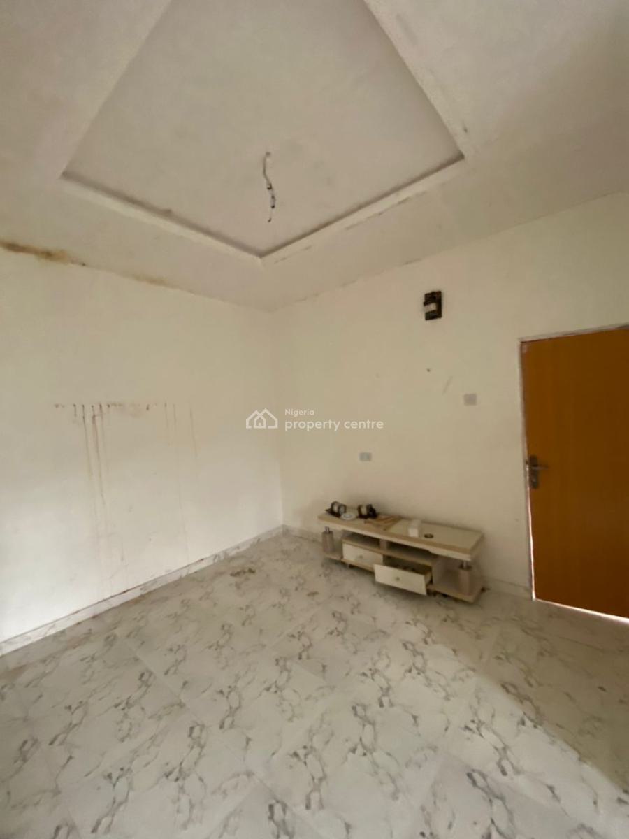 Executive 2bedrooms Luxury Apartment, Badore Road, Ajah, Lagos, Flat / Apartment for Rent