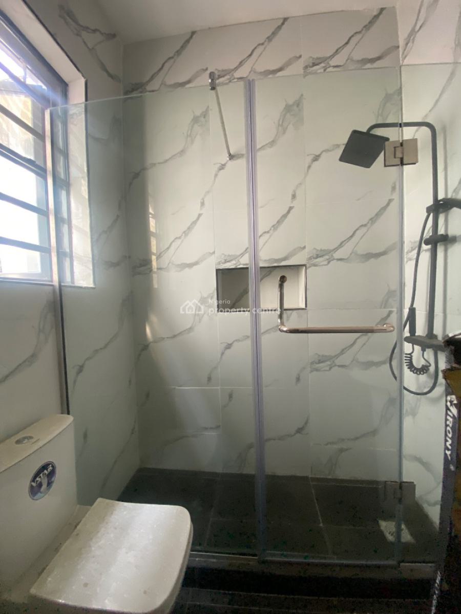 Luxury Spacious 5bed with Bq, Gate House in a Secured Envt Wt Light, Ologolo, Lekki Lagos, Lekki, Lagos, Detached Duplex for Sale