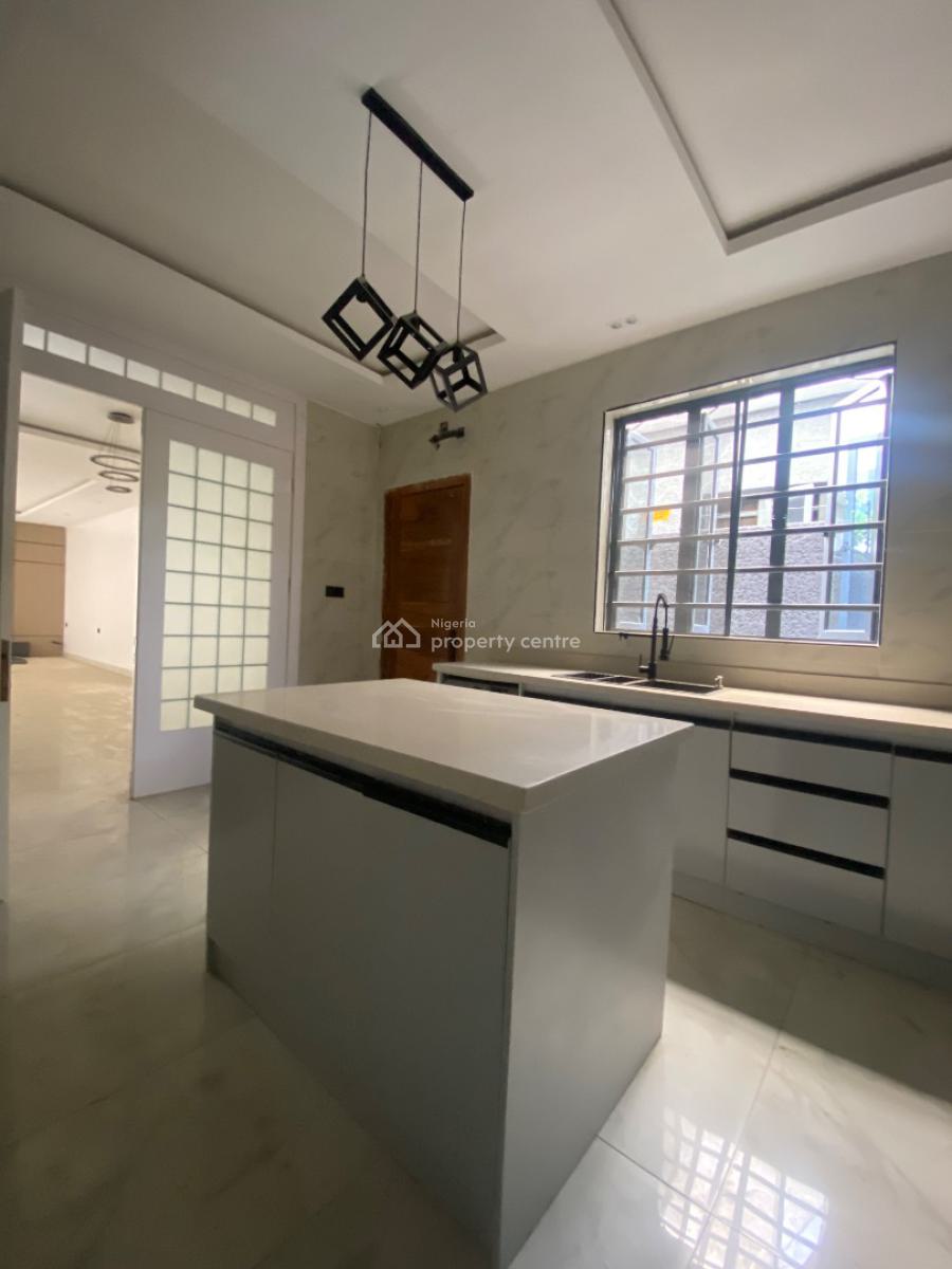 Luxury Spacious 5bed with Bq, Gate House in a Secured Envt Wt Light, Ologolo, Lekki Lagos, Lekki, Lagos, Detached Duplex for Sale