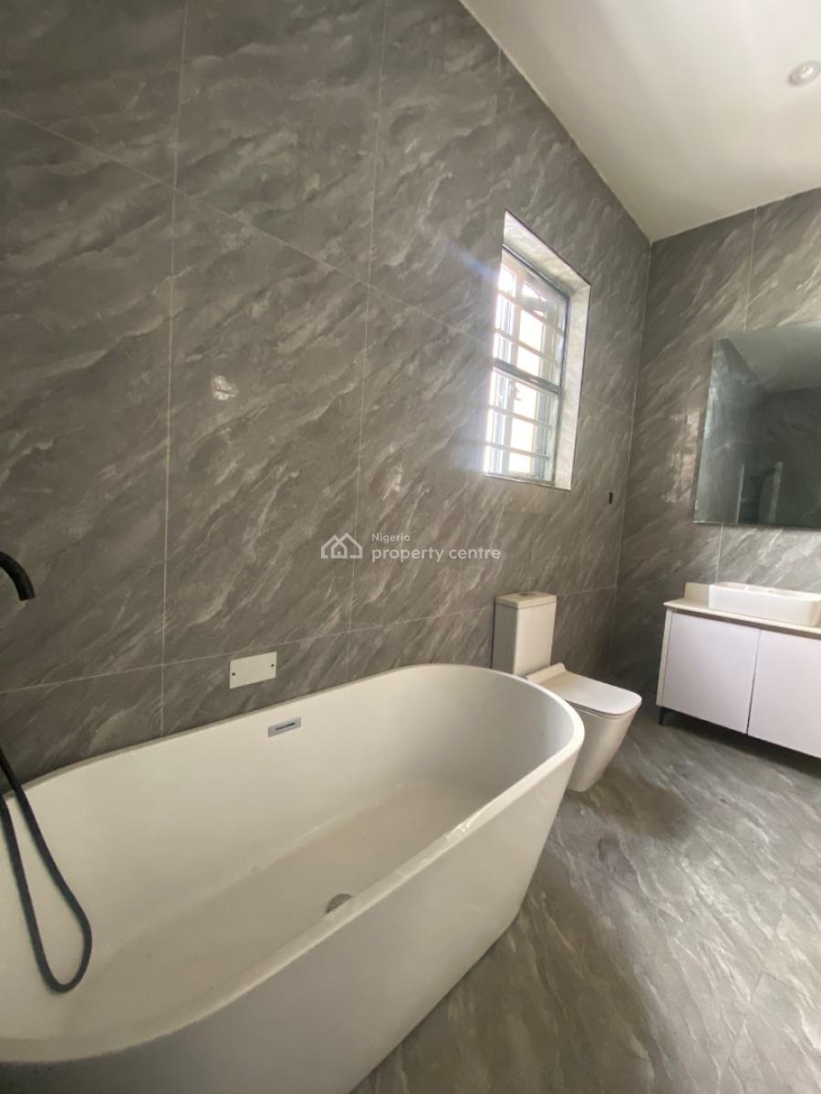 Luxury Spacious 5bed with Bq, Gate House in a Secured Envt Wt Light, Ologolo, Lekki Lagos, Lekki, Lagos, Detached Duplex for Sale