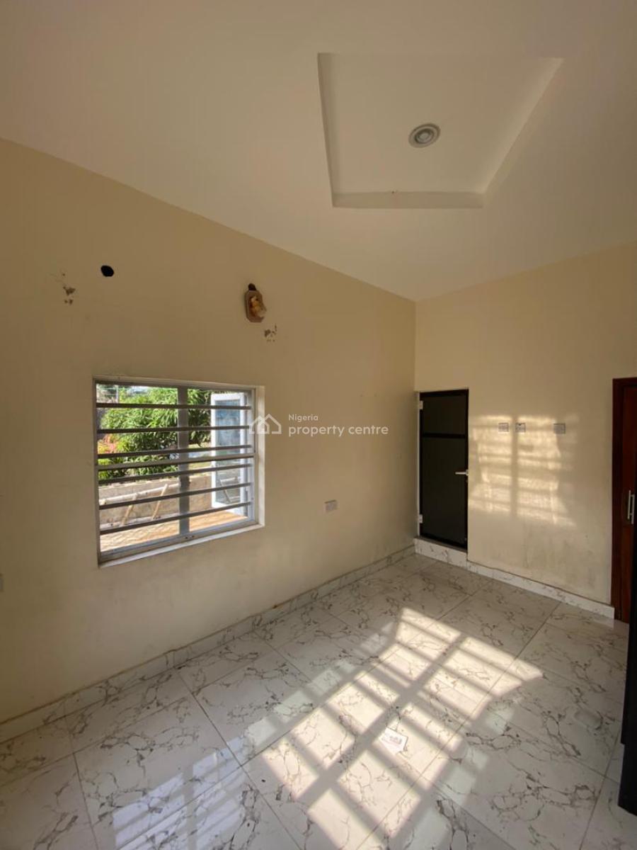 Executive 2bedrooms Luxury Apartment, Badore Road, Ajah, Lagos, Flat / Apartment for Rent
