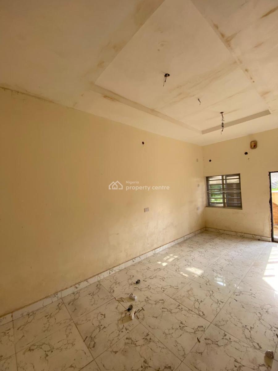 Executive 2bedrooms Luxury Apartment, Badore Road, Ajah, Lagos, Flat / Apartment for Rent