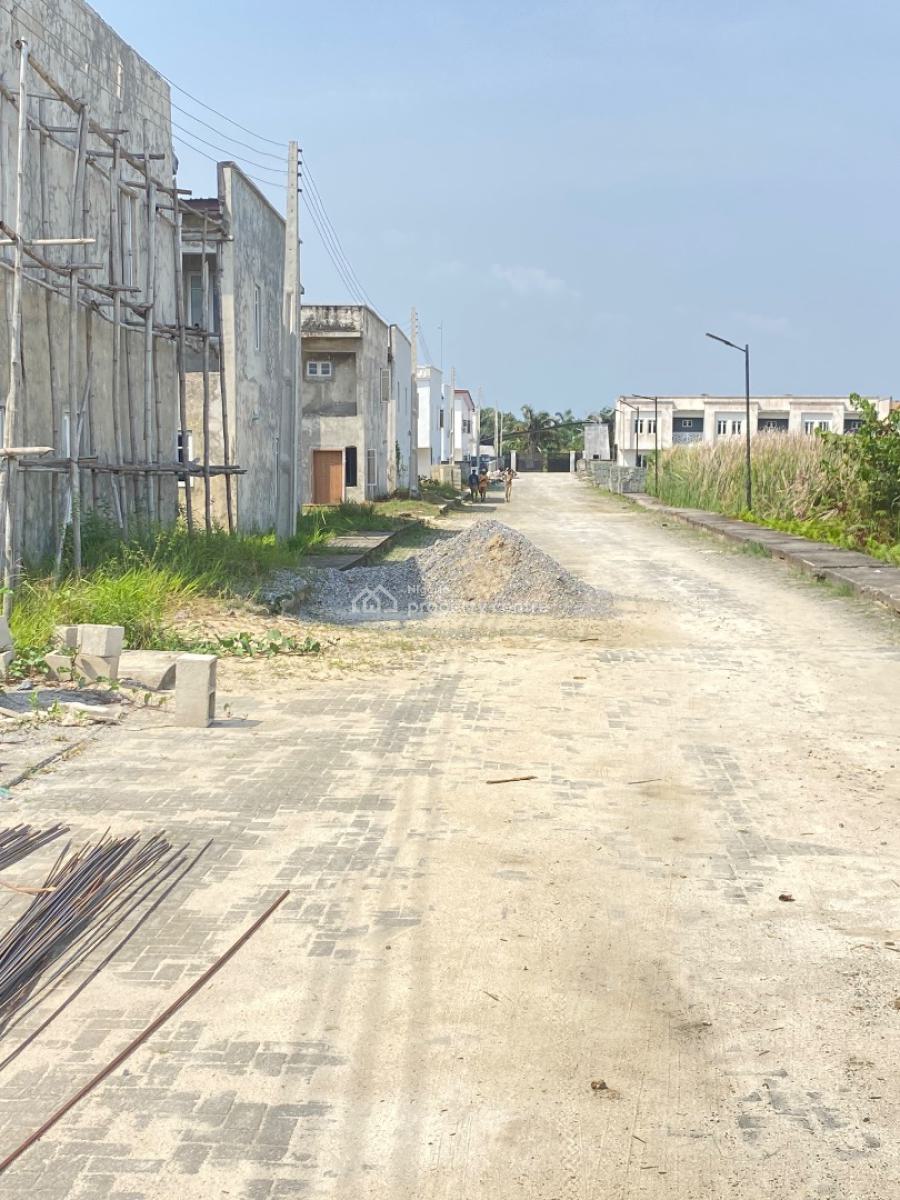 600sqm Land with Cofo in a Very Secured Estate, Lekki Sourthern Villa Estate Monastery Road Sangotedo, Sangotedo, Ajah, Lagos, Residential Land for Sale