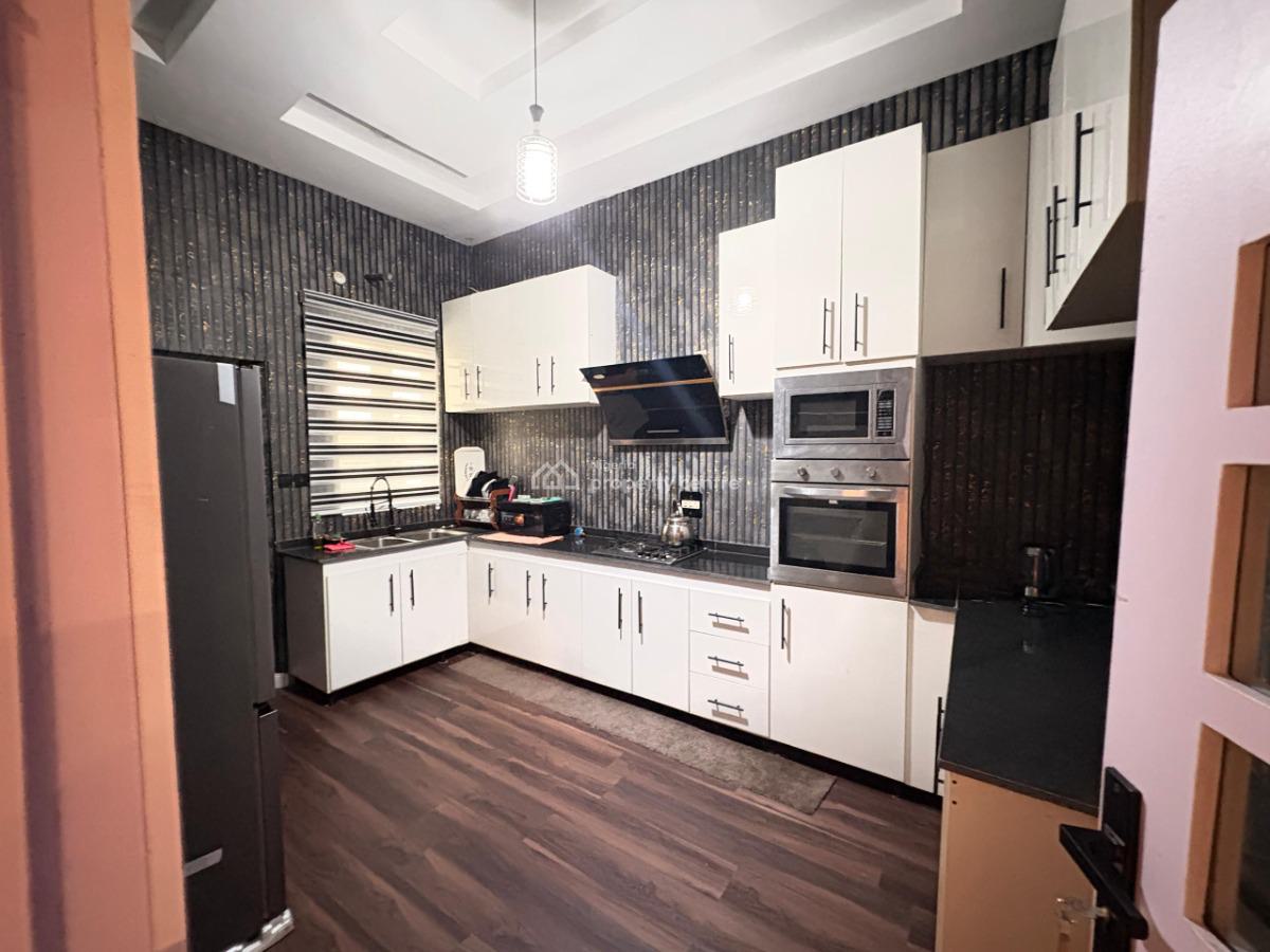 4 Bedroom Duplex, Mega Chicken, Ikota, Lekki, Lagos, Terraced Duplex for Rent