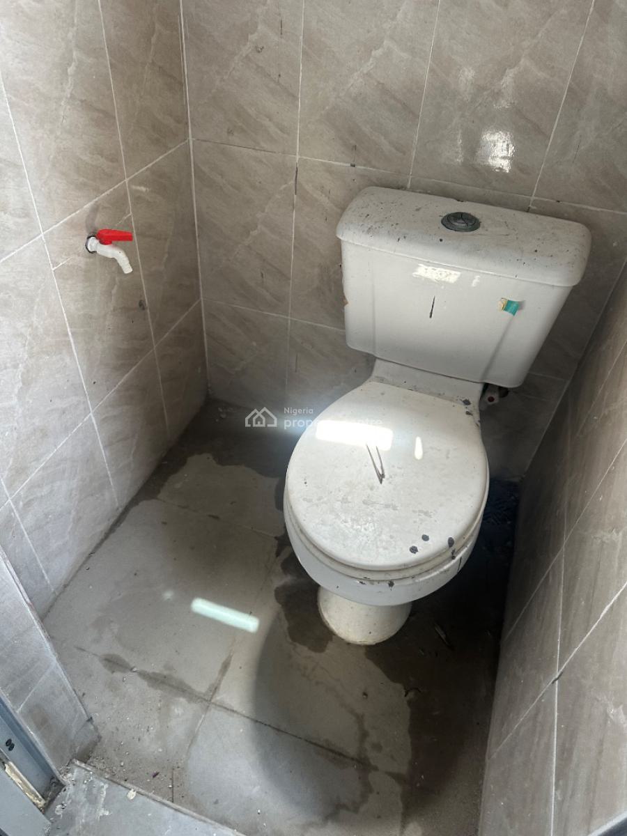 Room Bq with Kitchen, Ilasan, Lekki, Lagos, Self Contain (single Rooms) for Rent