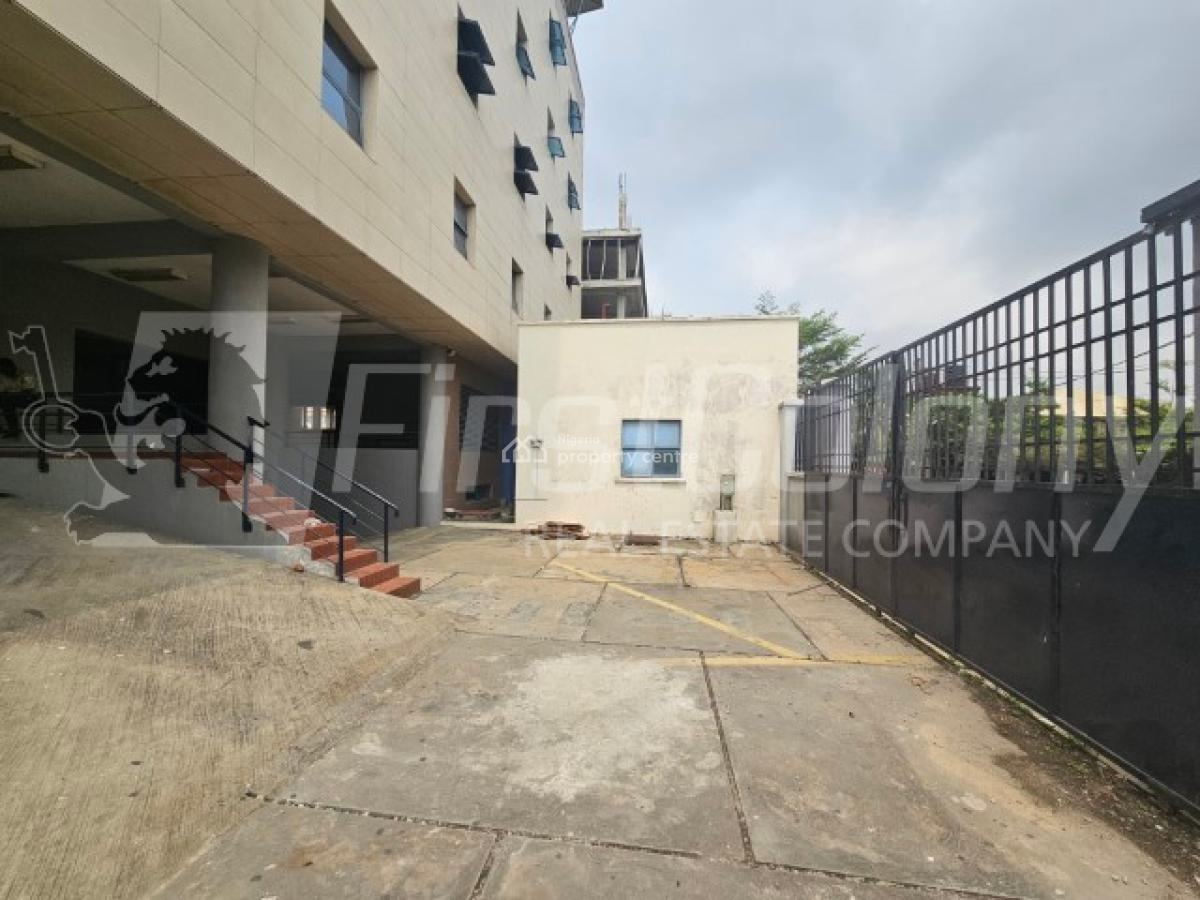 3,285 Sqm Self-serviced Office Space, Victoria Island (vi), Lagos, Office Space for Rent