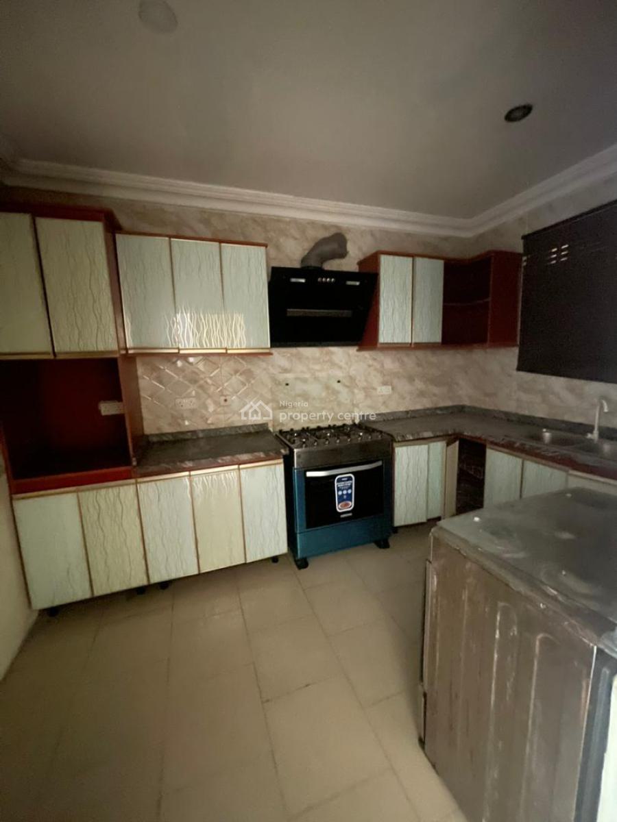 2 Bedroom Flat, Off Alpha Beach Road Chevron Axis, Lekki, Lagos, Flat / Apartment for Rent