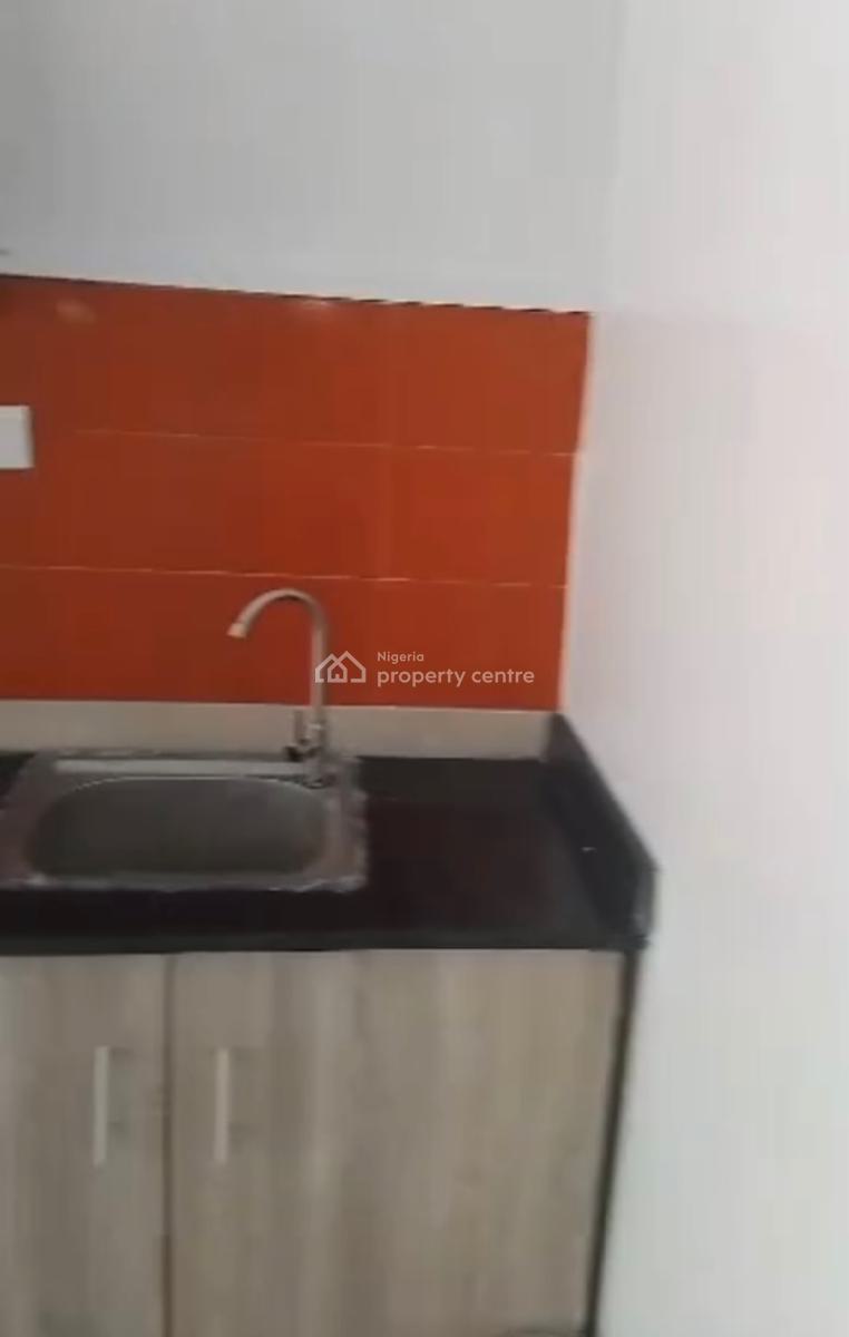 Available 2bedroom at Osapa London, Osapa, Lekki, Lagos, Flat / Apartment for Rent