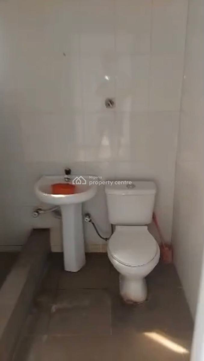 Available 2bedroom at Osapa London, Osapa, Lekki, Lagos, Flat / Apartment for Rent