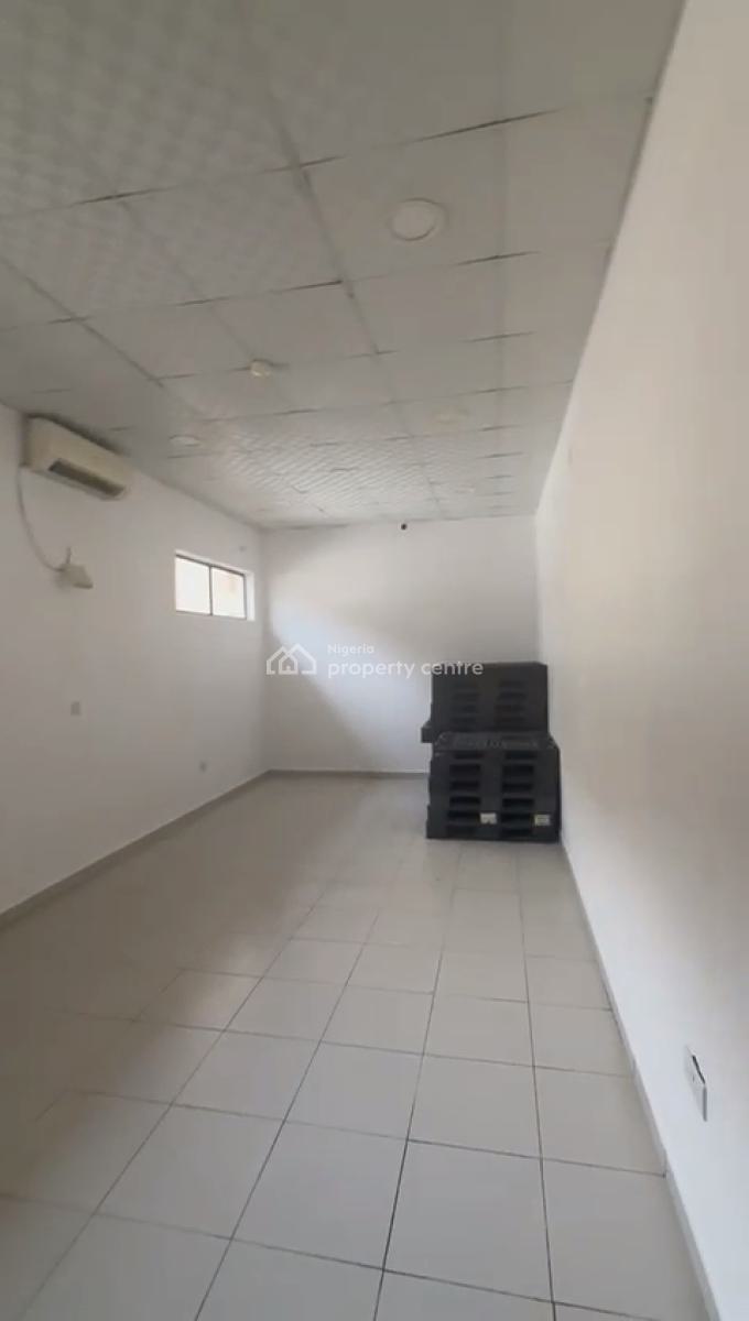 170sqmt Office / Commercial Space, Adeniyi Jones, Ikeja, Lagos, Office Space for Rent