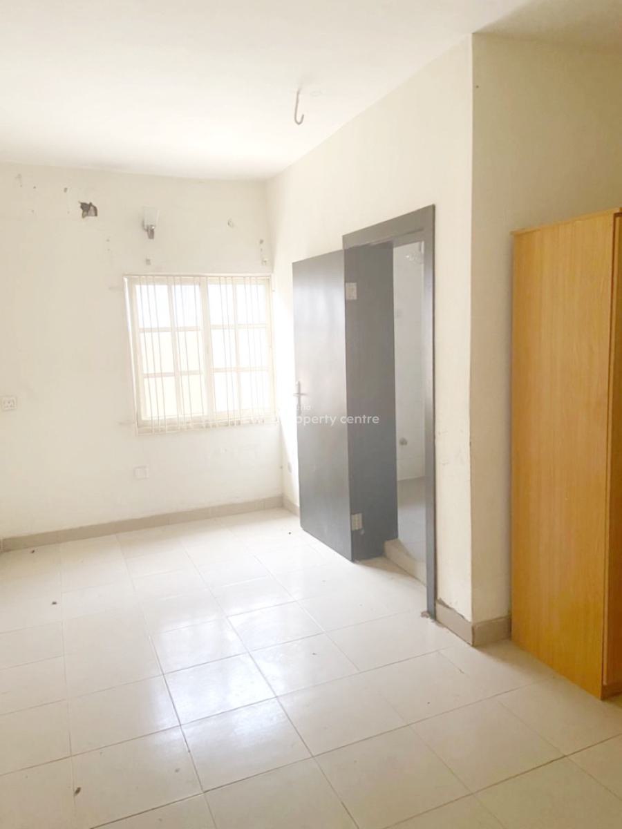 Newly Built Luxury 4 Bedroom Terrace Duplex, Gra Phase 2, Magodo, Lagos, Terraced Duplex for Sale