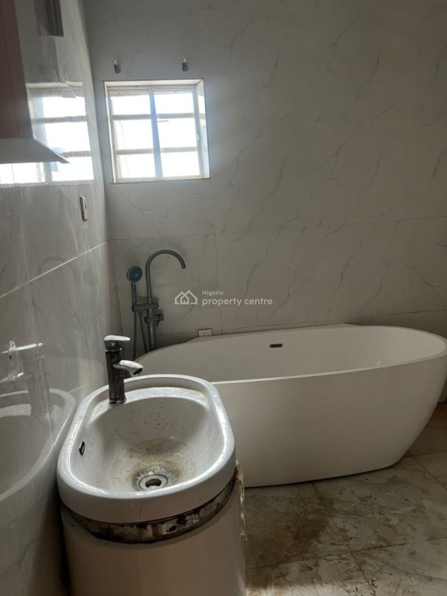 Luxury Master Bedroom Shared Apartment, Chevron Alternative Route, Ikota, Lekki, Lagos, Self Contain (single Rooms) for Rent