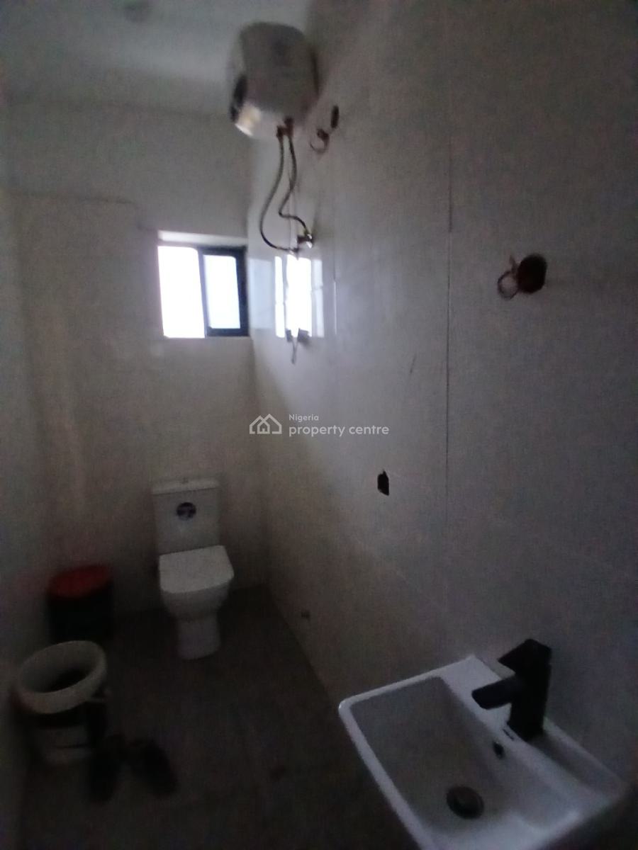 New and Serviced 2 Bedroom En-suite Flat with an Open Fitted Kitchen,, Ikate, Lekki, Lagos, Flat / Apartment for Rent