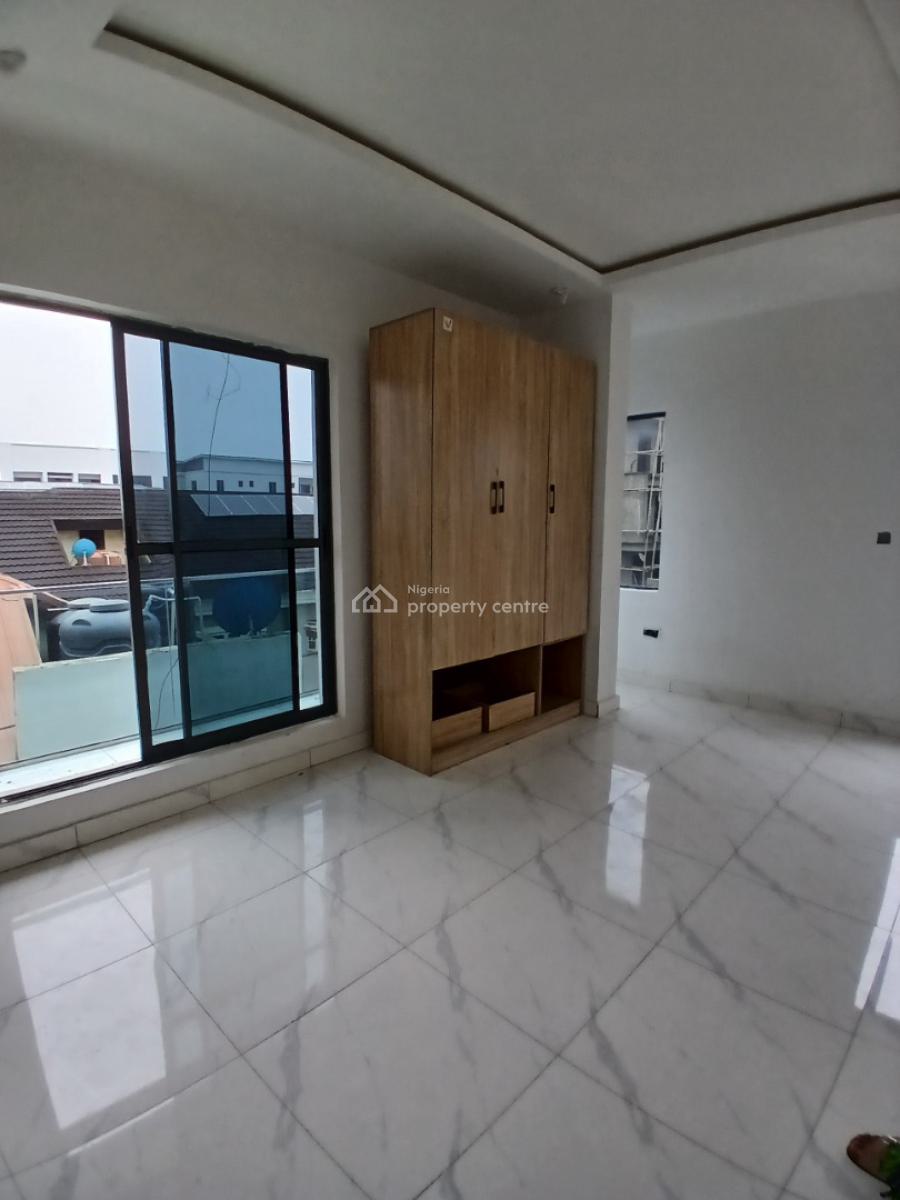 New and Serviced 2 Bedroom En-suite Flat with an Open Fitted Kitchen,, Ikate, Lekki, Lagos, Flat / Apartment for Rent