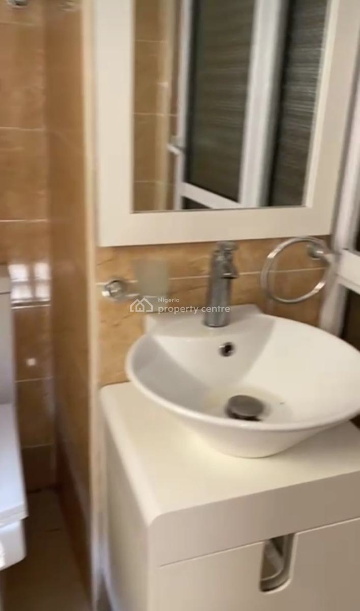 Neatly Use 2 Bedroom Flat, Off Allen Avenue, Allen, Ikeja, Lagos, Flat / Apartment for Sale