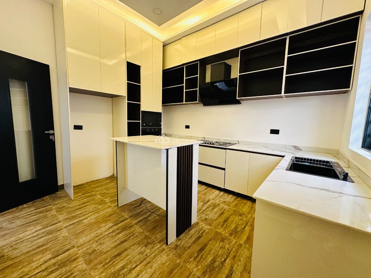 Luxurious 5bedroom, Atlantic View Estate, New Road , Chevron, Lekki, Lagos, Detached Duplex for Sale