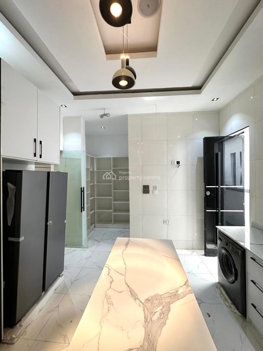 5 Bedroom Spacious Duplex with a Bq, Chevron, Lekki, Lagos, Detached Duplex for Sale