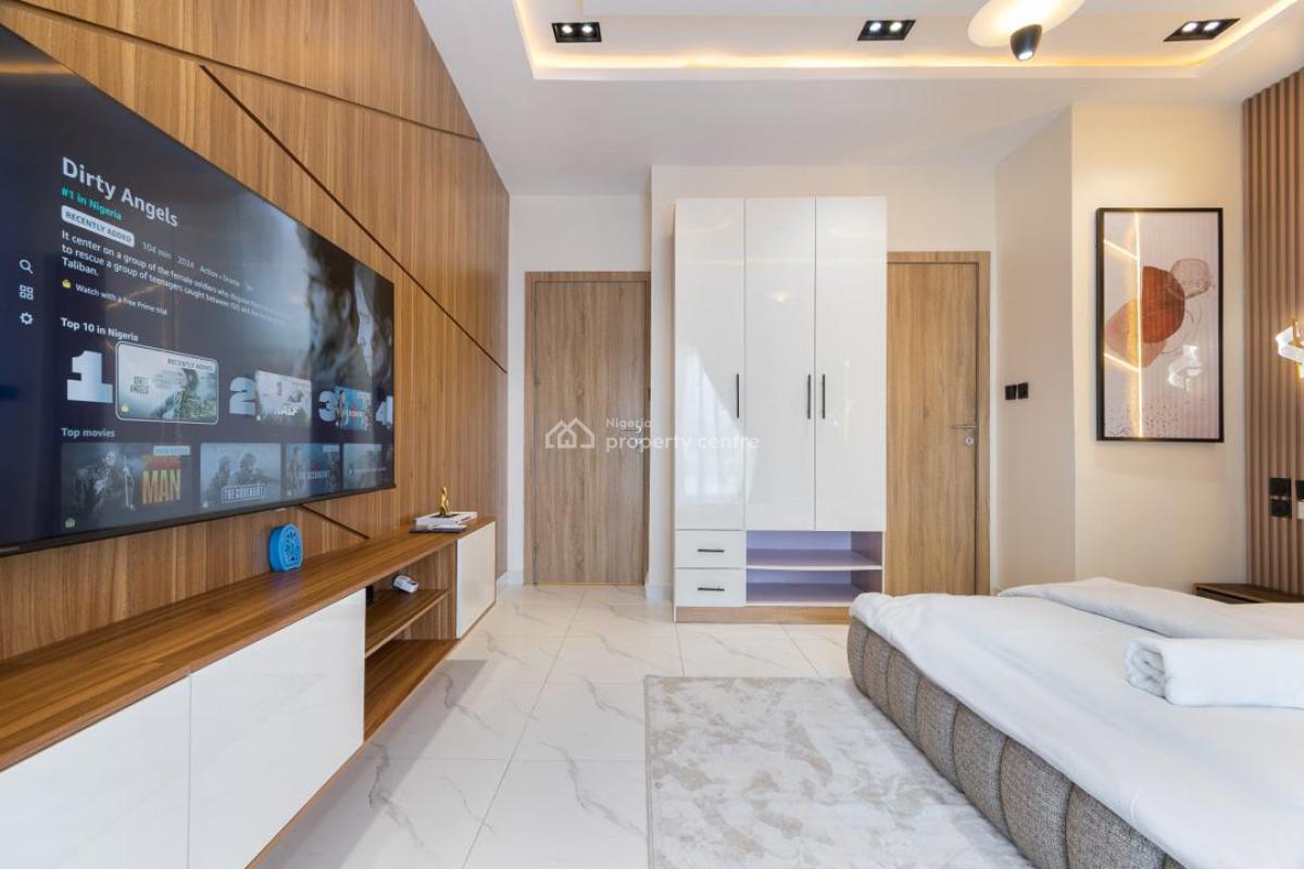 Luxury 2 Bedroom Apartment with Ps5 and Swimming Pool, Fully Furnished, Ilasan, Lekki, Lagos, Flat / Apartment Short Let