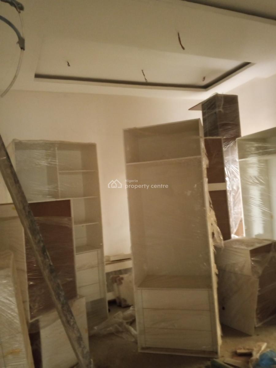 Exquisite 5 Bedroom Detached House with Bq, Railway Compound, Ebute Metta East, Yaba, Lagos, Detached Duplex for Sale