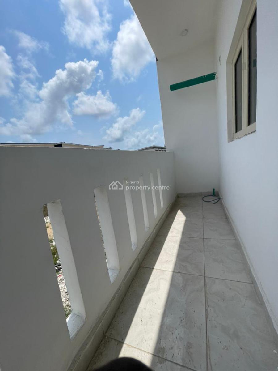 2 Bedroom Maisonette, Lekki Phase 1, Lekki, Lagos, Flat / Apartment for Sale