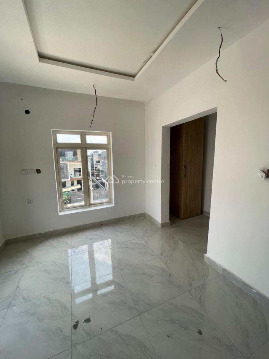 2 Bedroom Maisonette, Lekki Phase 1, Lekki, Lagos, Flat / Apartment for Sale