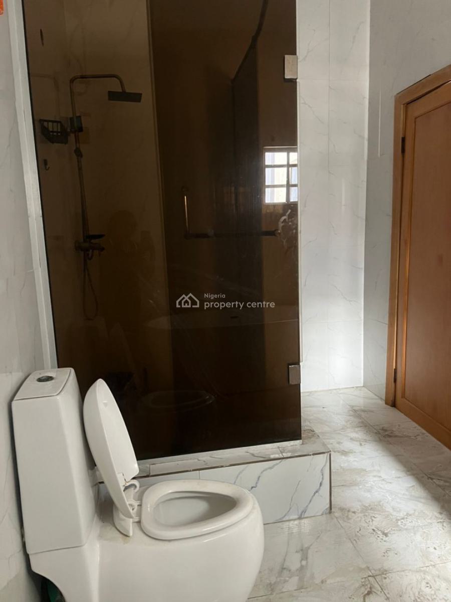 Very Standard and Massive Room Self Contained @ Chevy View Estate, Chevy View Estate, Lekki, Lagos, Self Contain (single Rooms) for Rent