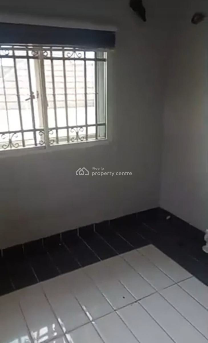 Standard Upstairs Bedroom Inside a Shared Apartment, Ikota Villa Estate, Lekki, Lagos, Self Contain (single Rooms) for Rent