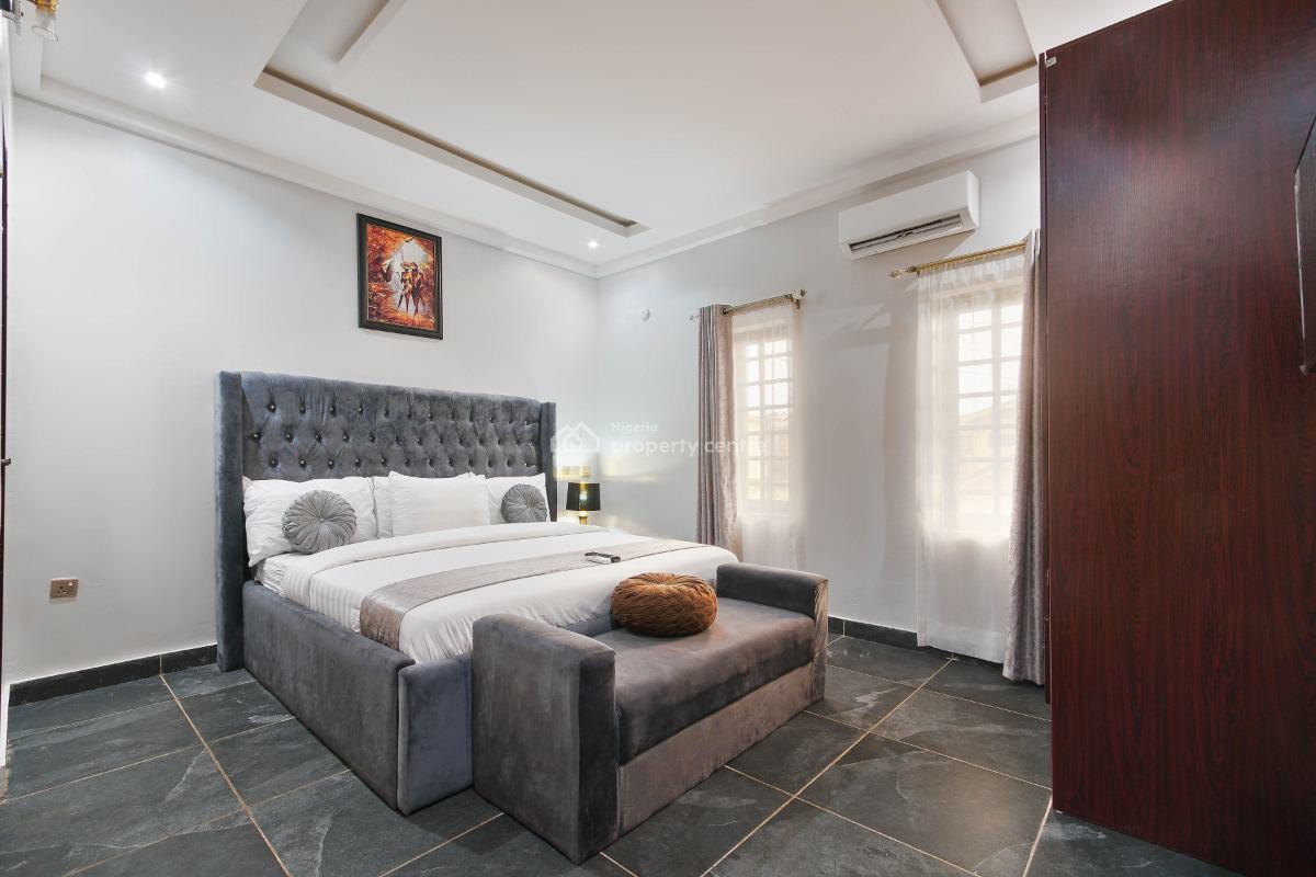 Spacious 3 Bedroom Apartment, Oregun, Ikeja, Lagos, Flat / Apartment Short Let