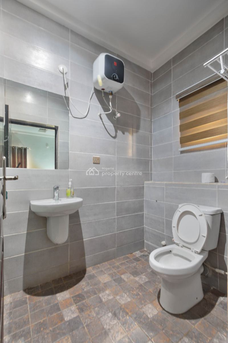 Spacious 3 Bedroom Apartment, Oregun, Ikeja, Lagos, Flat / Apartment Short Let